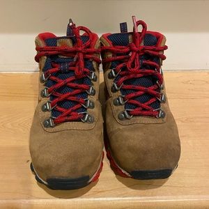 Columbia Newton Ridge hiking boots kids size 2